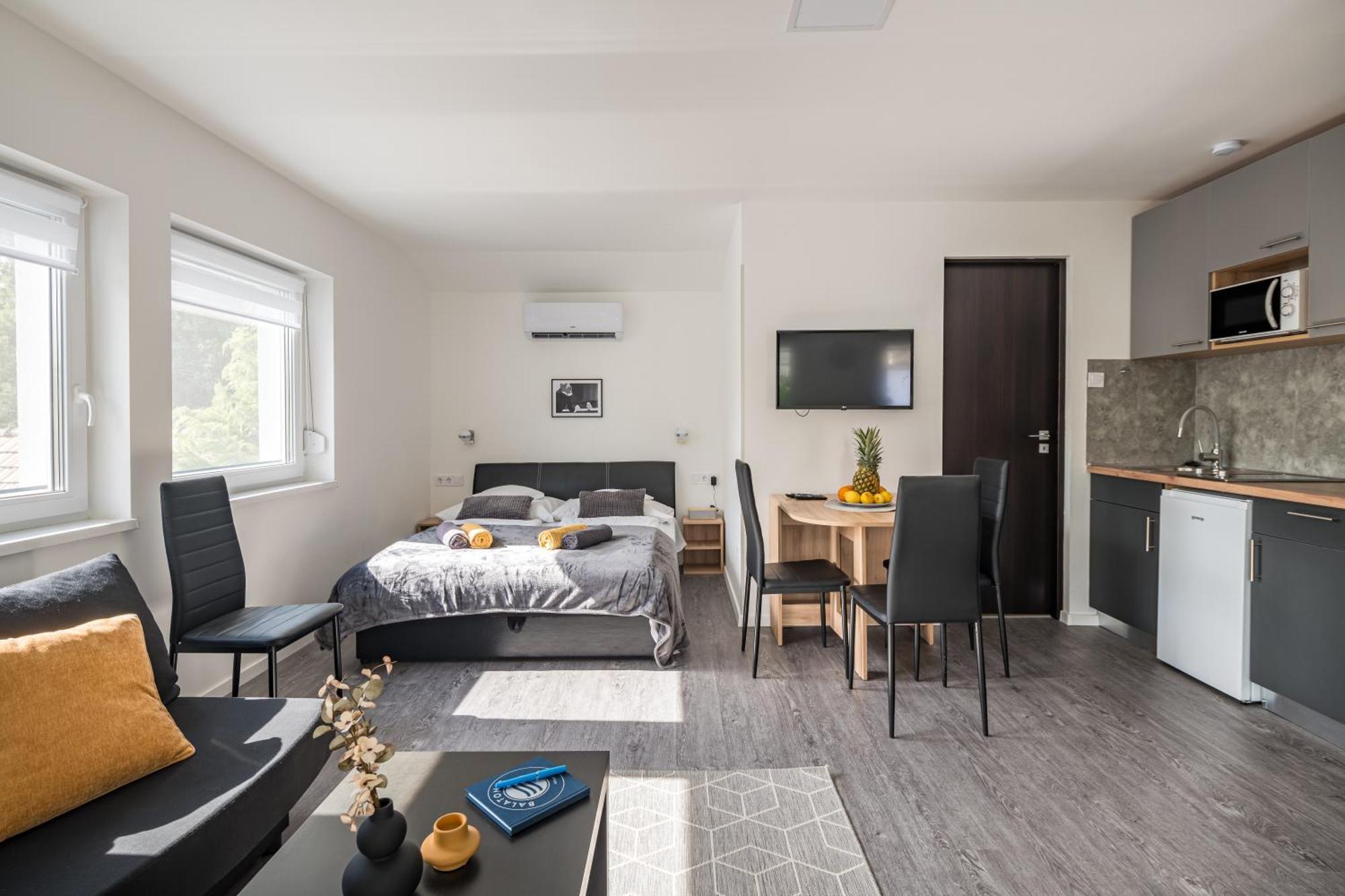 Balatonic Lemon Apartmanhaz Siófok Eksteriør bilde